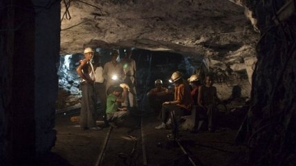 В Индии произошел обвал на шахте, 60 горняков заблокированы
