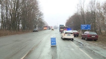 В Винницкой области автобус врезался в грузовик