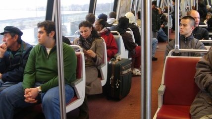 Ездить на работу в общественном транспорте полезно для здоровья
