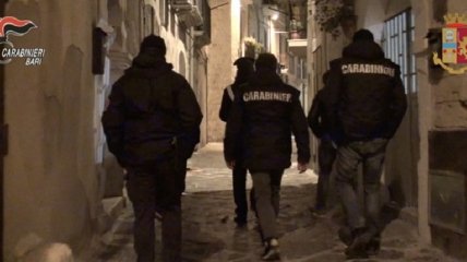 "Вихрь мистраля": в Италии арестовано около сотни мафиози