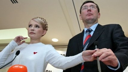 Олейник: Тимошенко и Луценко не называли политзаключенными