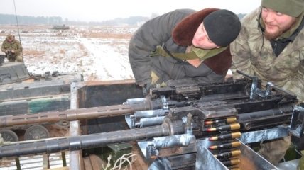 Боец батальона "Киевская Русь" смастерил зенитно-пулеметную установку