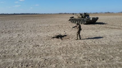 росіянин сам здав ЗСУ свій танк