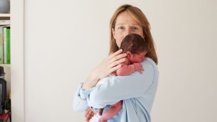 Трогательные снимки мамочек с новорожденными детьми (Фото)