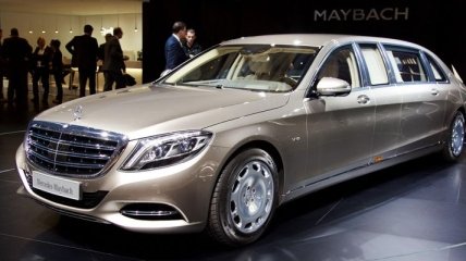 Новый лимузин Mercedes-Maybach S600 Pullman (Видео)
