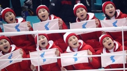 Болельщицы из КНДР стали звездами Олимпиады-2018 (Видео)