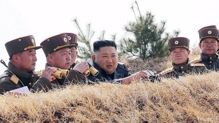 Северная Корея запустила две баллистические ракеты 