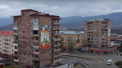 Азербайджанцы и армяне возвращаются в разрушенный войной Карабах (видео)
