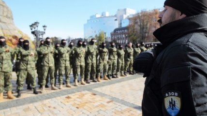Очередная рота бойцов "Азова" отправилась в зону АТО