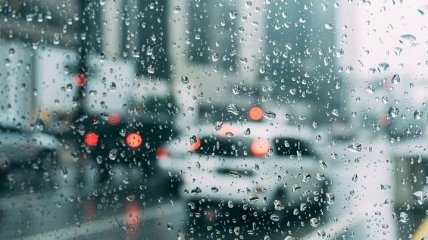 Дожди, грозы и шквалы: погода в Украине на выходных