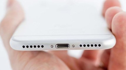Apple запатентовала "невидимые" разъемы для мобильных устройств