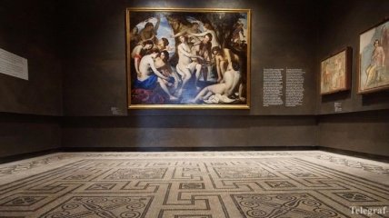 В Помпеи турист повредил старинную мозаику