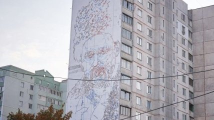 В Харькове начали рисовать рекордный портрет Тараса Шевченко