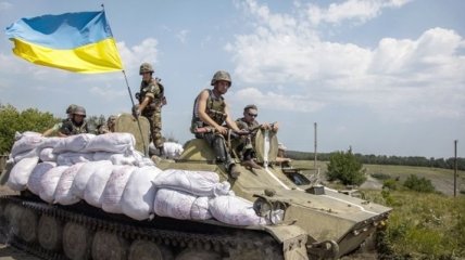 Эксперт: Украинская армия берет в кольцо террористов