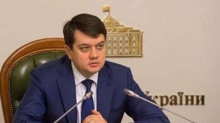 Обострение на Донбассе: Разумков надеется на помощь ОБСЕ 