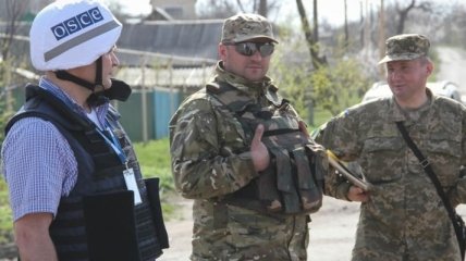 Кремль согласился с Порошенко вооружить миссию ОБСЕ на Донбассе