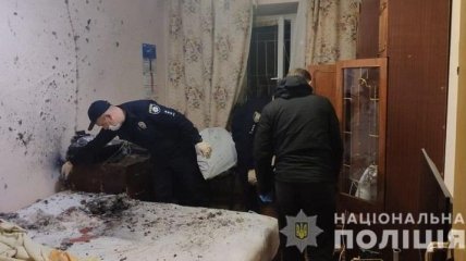 Взрыв гранаты в квартире на Позняках: погибли двое человек