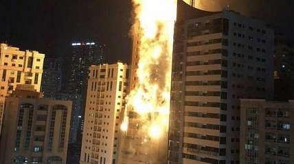 В ОАЭ потушили горящий небоскреб: сгорели все 48 этажей