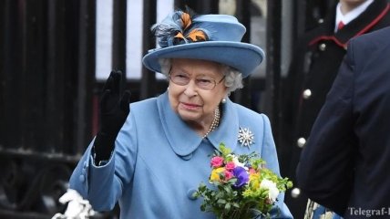 День рождения Елизаветы II: королева отменила праздничный пушечный салют в связи с пандемией