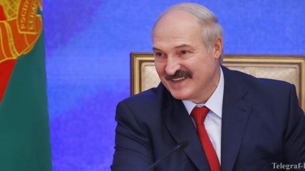 Лукашенко подал документы на участие в выборах президента Беларуси