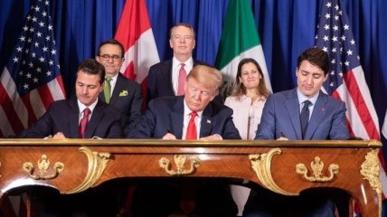 Замена NAFTA: Лидеры США, Мексики и Канады заключили новую торговую сделку