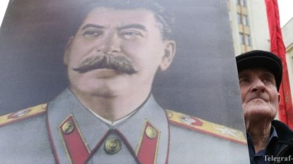 КМИС провел опрос, как украинцы относятся к Сталину