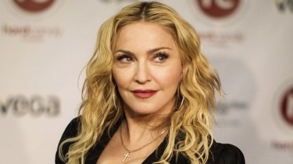 Произошла утечка в сеть 14 треков Мадонны