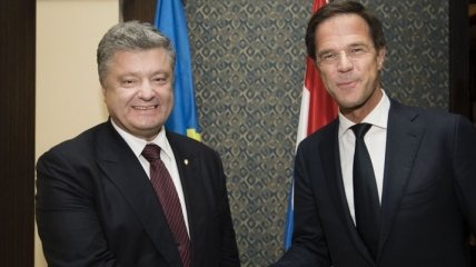 Порошенко и Рютте обсудили ускорение ратификации ассоциации Украины и ЕС