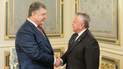 Миротворцы ООН на Донбассе: Порошенко и Салливан обсудили необходимые шаги