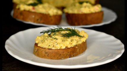 Намазка зі шпротів