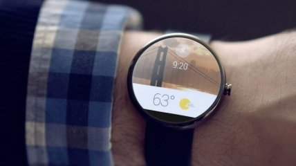 Часы на Android Wear официально получат поддержку iPhone