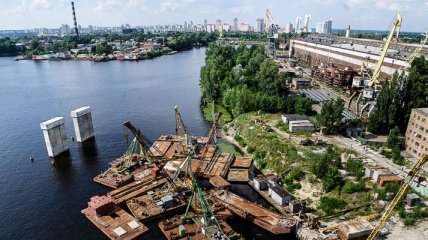 МВД: Неизвестный "заминировал" не "5 канал", а помещение завода