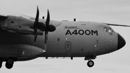 Военный Airbus 400M разбился в Испании при испытаниях