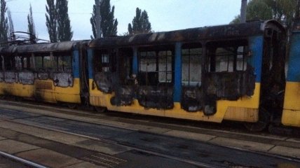 В Киеве на территории депо сгорел трамвай