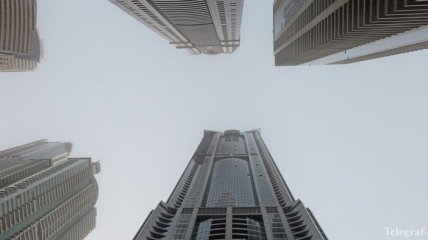 В Дубае погасили пожар в самом высоком небоскребе мира