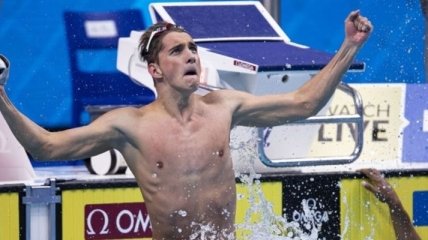 Украинский пловец Бухов завоевал золото ЧМ, обойдя соперника на сотую секунды