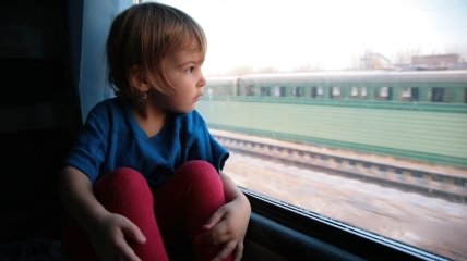 Ребенок в поезде: плюсы и минусы поездки