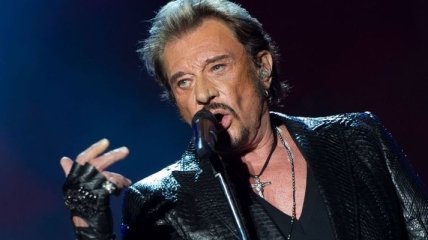 Скончался известный французский рок-певец Джонни Холлидей  