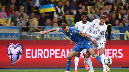 Андрей Ярмоленко в матче Украина - Франция
