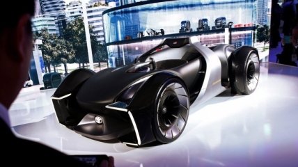 "E-Racer": Toyota показала беспилотный спортивный электрокар (Видео)