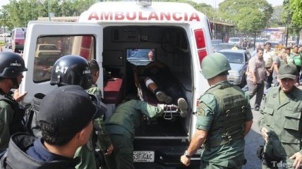 Десятки человек убиты в ходе беспорядков в венесуэльской тюрьме