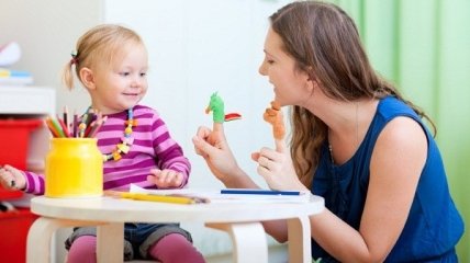 Как уберечь трехлетнего ребенка от негативного влияния няни