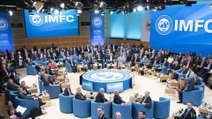 МВФ выразил поддержку национализации "ПриватБанка"