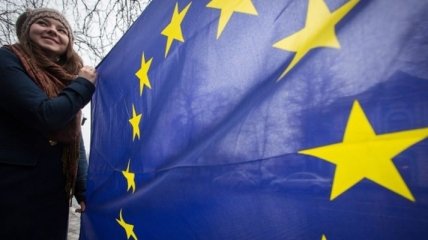 53% украинцев поддерживают присоединение к ЕС  