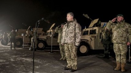 Донецкий погранотряд получил бронированный катер и 16 бронированных автомобилей