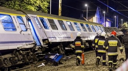 В Польше товарный поезд столкнулся с пассажирским: много пострадавших
