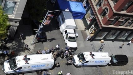 Застрелен мужчина, бегавший по центру Нью-Йорка с ножом