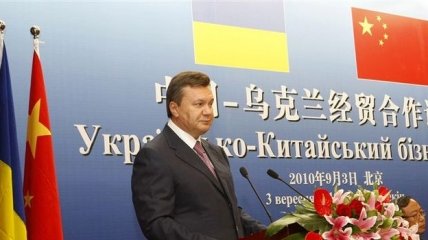 Янукович после выборов поедет в Китай