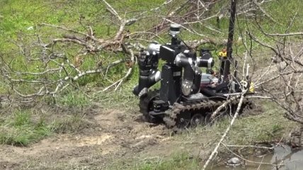 Боевых роботов США обучают пониманию голосовых команд (Видео)