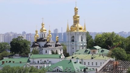 Погода в Украине на Покрову: будет по-осеннему тепло и солнечно